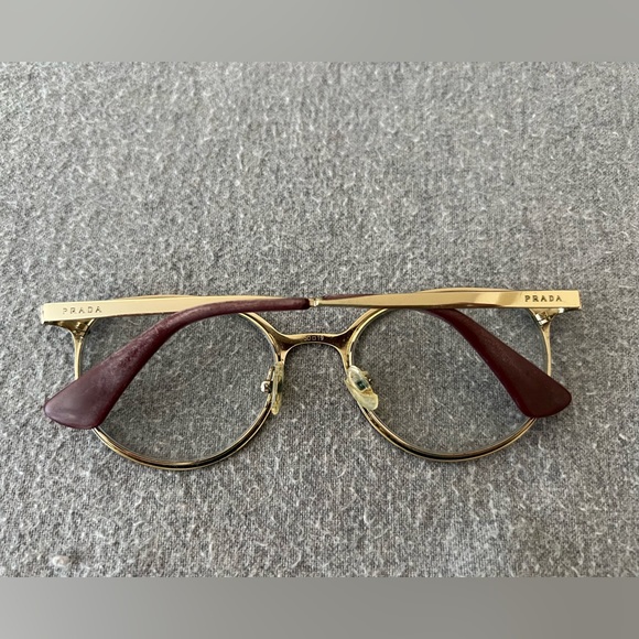PRADA frame. Has prescription, will need to change lenses - Picture 3 of 6